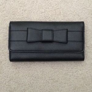 Lovely black bow wallet